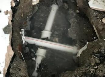 镜湖阳台漏水维修公司为您分享楼上楼下漏水怎么处理